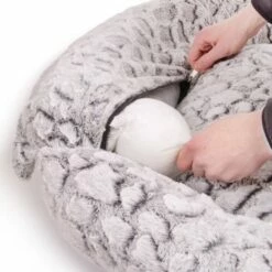 Wallace & Jones Hundebett Cordo-Heaven S 14 Wallace & Jones Hundebett Cordo-Heaven S -FRESSNAPF Geschäfte 8f1e1d112653e32a5f820dd65deb98b23bb80c28 1449008 de DE fc4c09f4f577d9587dd8545b9d80bb8f2a9757ffpqFv2S