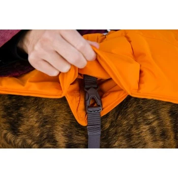 Ruffwear Quinzee™ Hundejacke Orange M 10 Ruffwear Quinzee™ Hundejacke Orange M – Bild 8