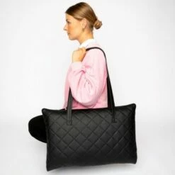 Freudentier Faltbare Hundematte Für Unterwegs S-M 16 Freudentier Faltbare Hundematte Für Unterwegs S-M -FRESSNAPF Geschäfte efddf738689c0506cdda5ea723630541d5d4ad8e 1445215 de DE 88a2b27d760da648b7a5995f69e3cd880b3013ed